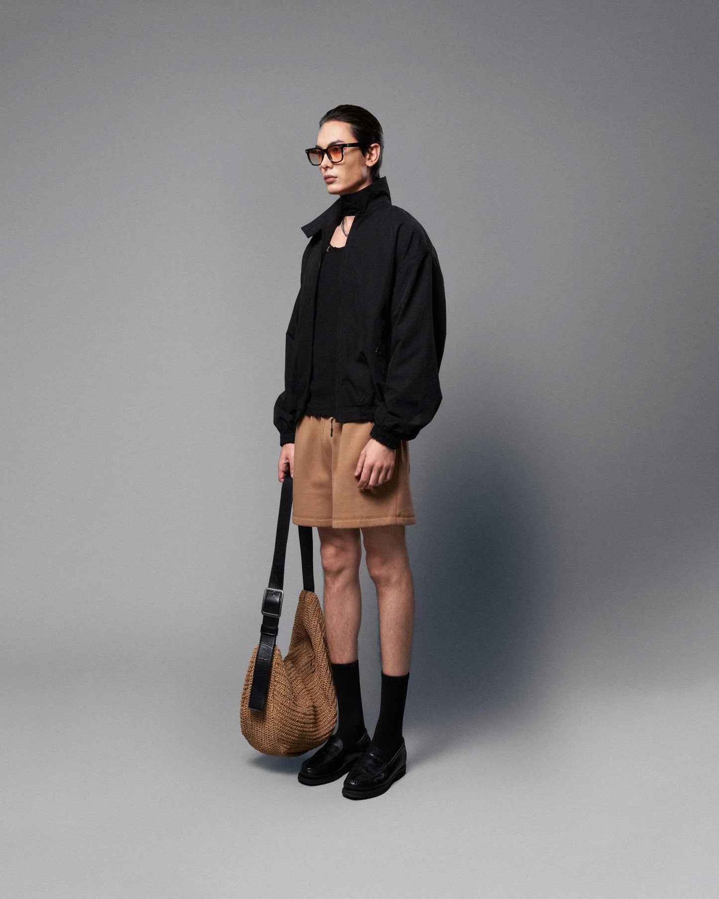 Quần shorts nỉ nâu