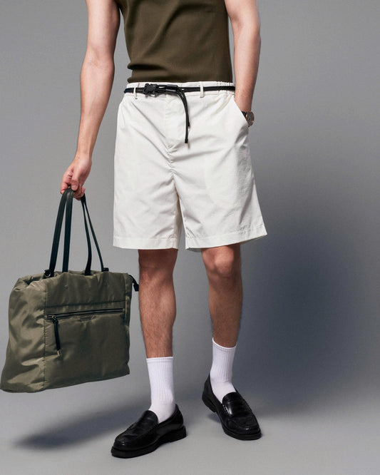 Quần shorts vải dù trắng