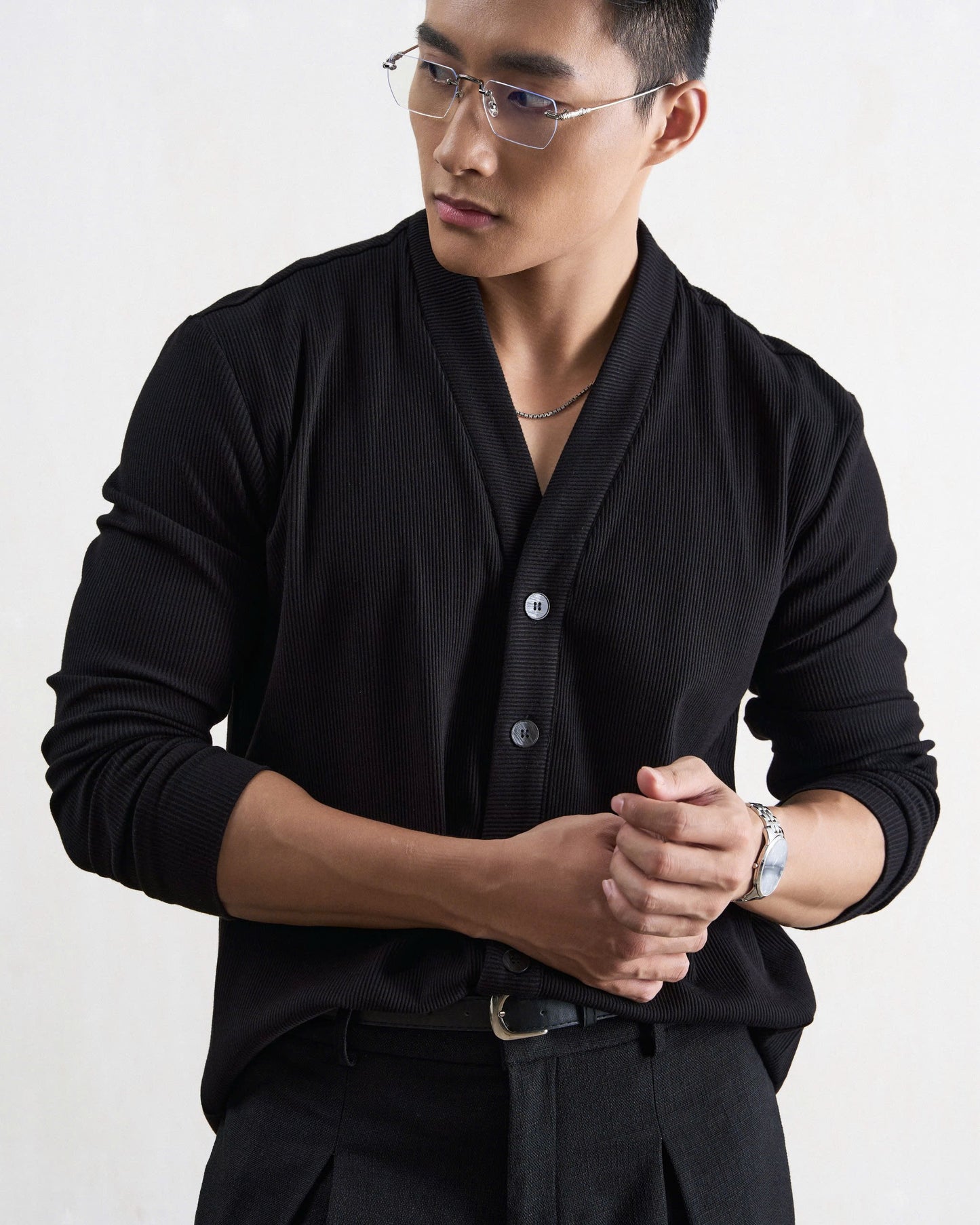 Áo cardigan nam màu đen
