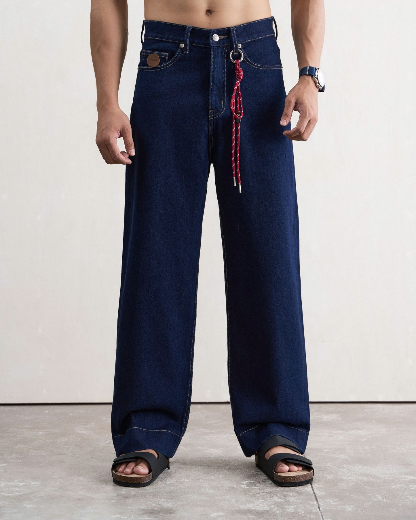 Quần jeans nam ống suông