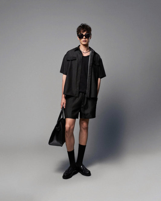 Quần shorts lưng thun đen