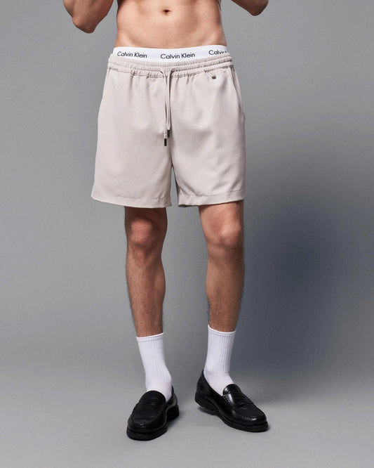 Quần shorts vải dù be