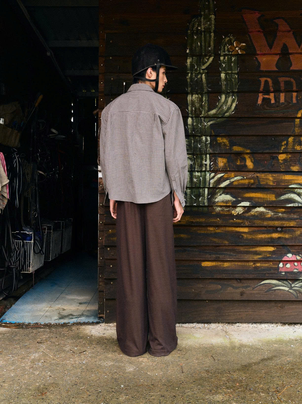 Quần tây ống suông nâu