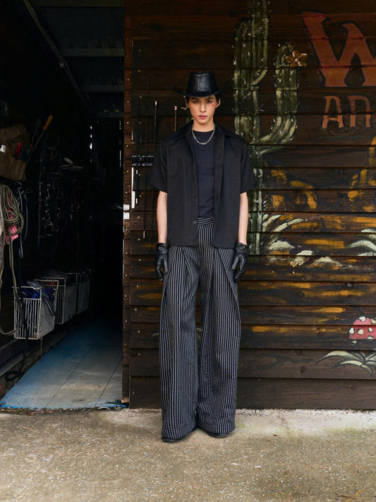 Quần dài ống rộng kẻ sọc đen