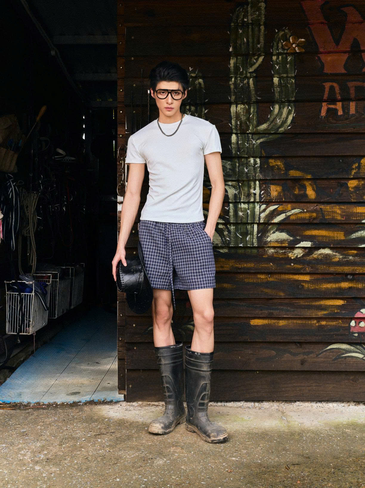 Áo thun gân ôm body trắng