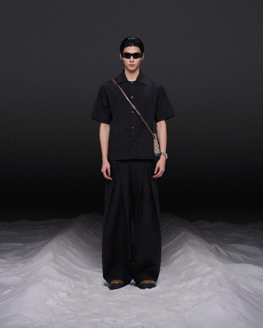 Áo sơ mi tay ngắn họa tiết nối đen