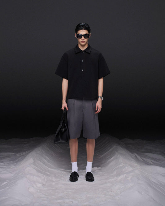 Quần short dáng lửng xếp ly xám đậm