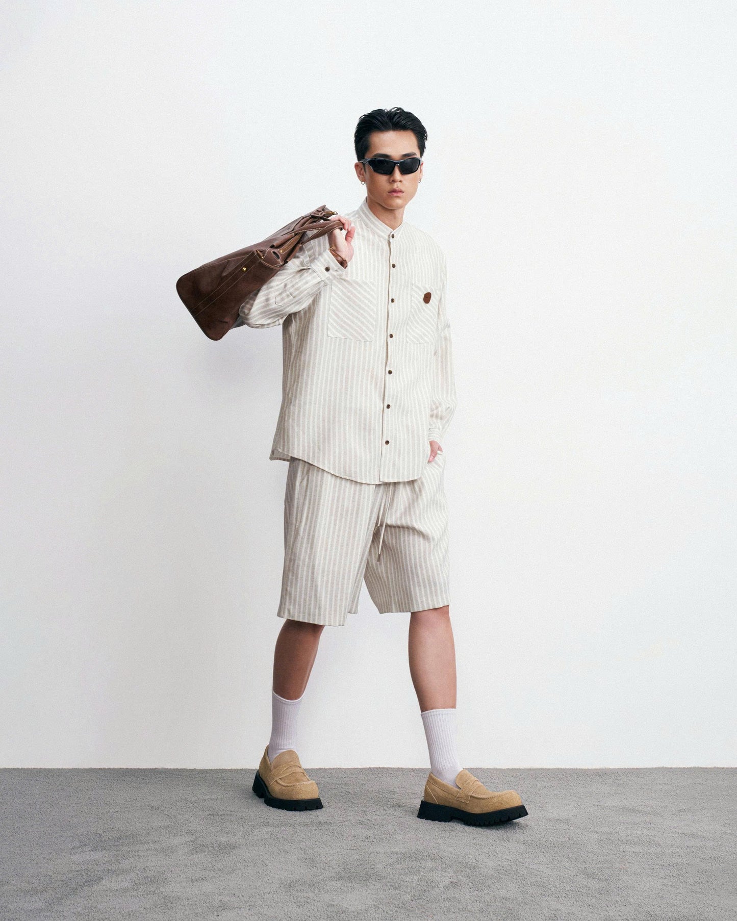 Áo sơmi tay dài kẻ sọc be cổ tàu - Ry Top