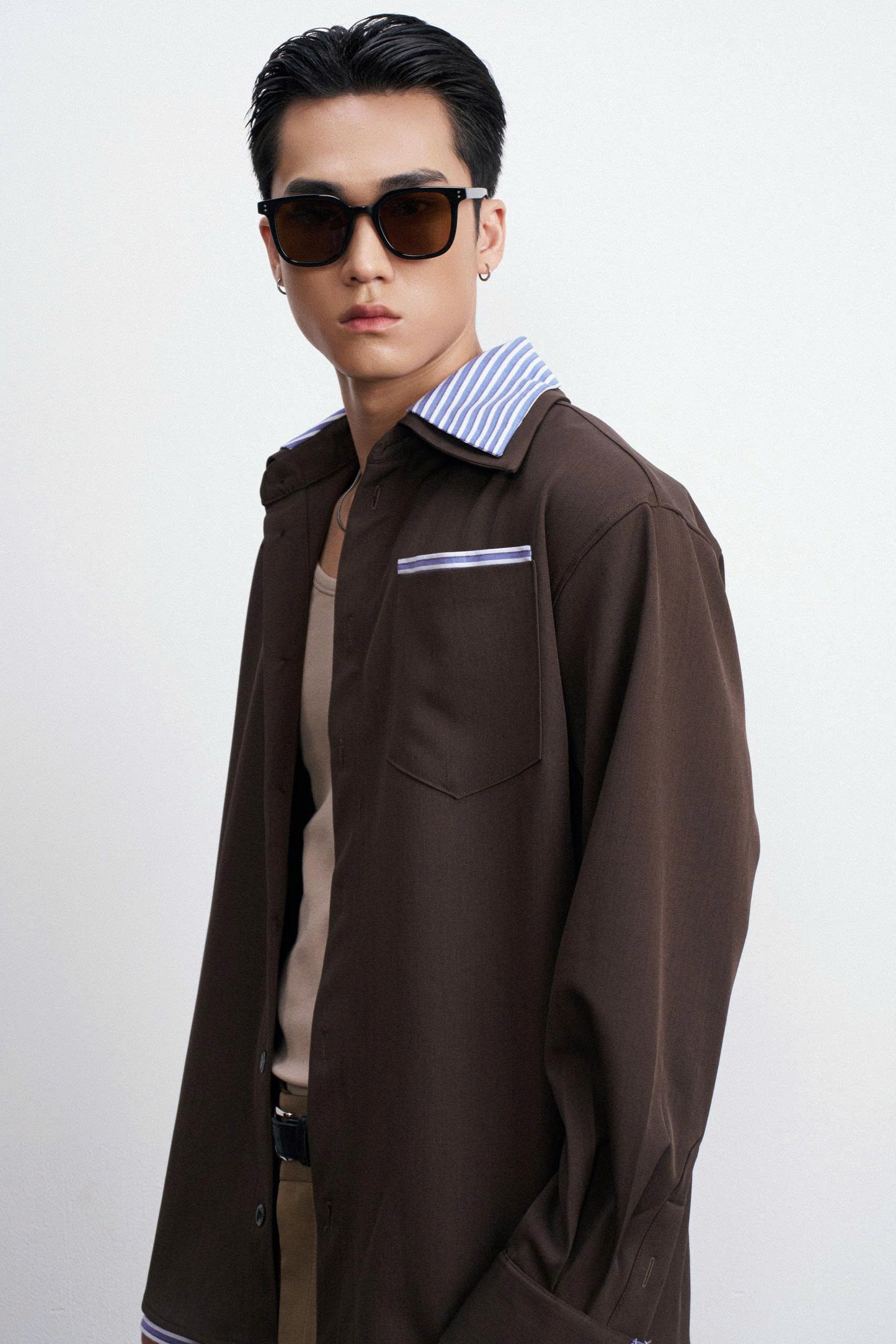 Quần short dáng lửng xếp ly nâu - Oshi shorts