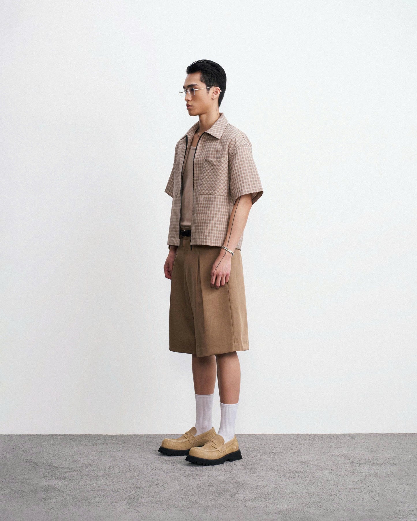 Áo sơmi tay ngắn phối zip caro be - Kun Brown Top